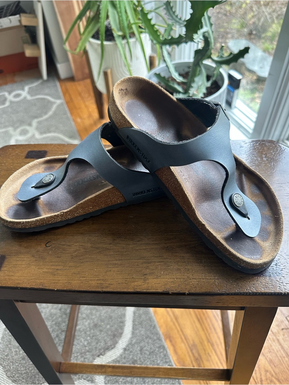 Birkenstock Gizeh sandal